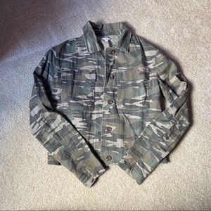 Maurice’s camo jacket